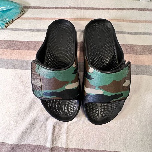 Oofos Slide Sandals - Picture 10 of 11